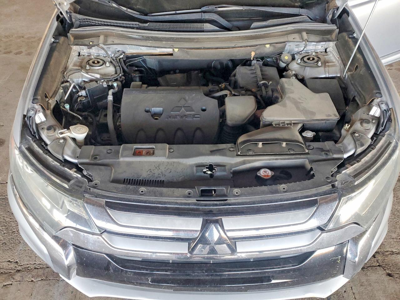 2016 MITSUBISHI outlander