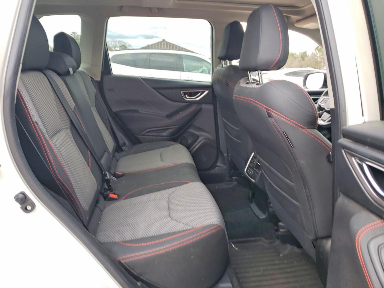 2021 SUBARU FORESTER