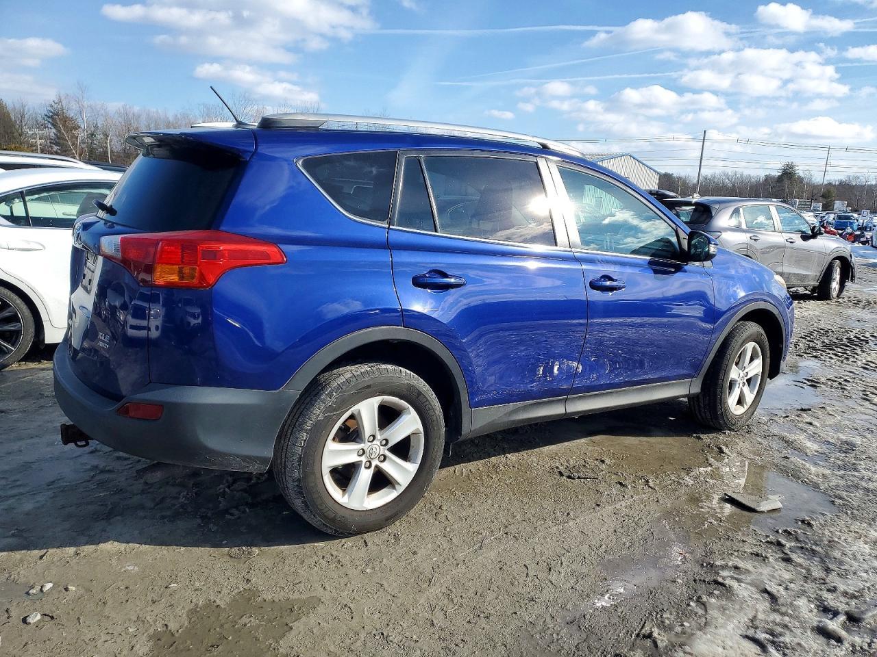 2014 TOYOTA RAV4