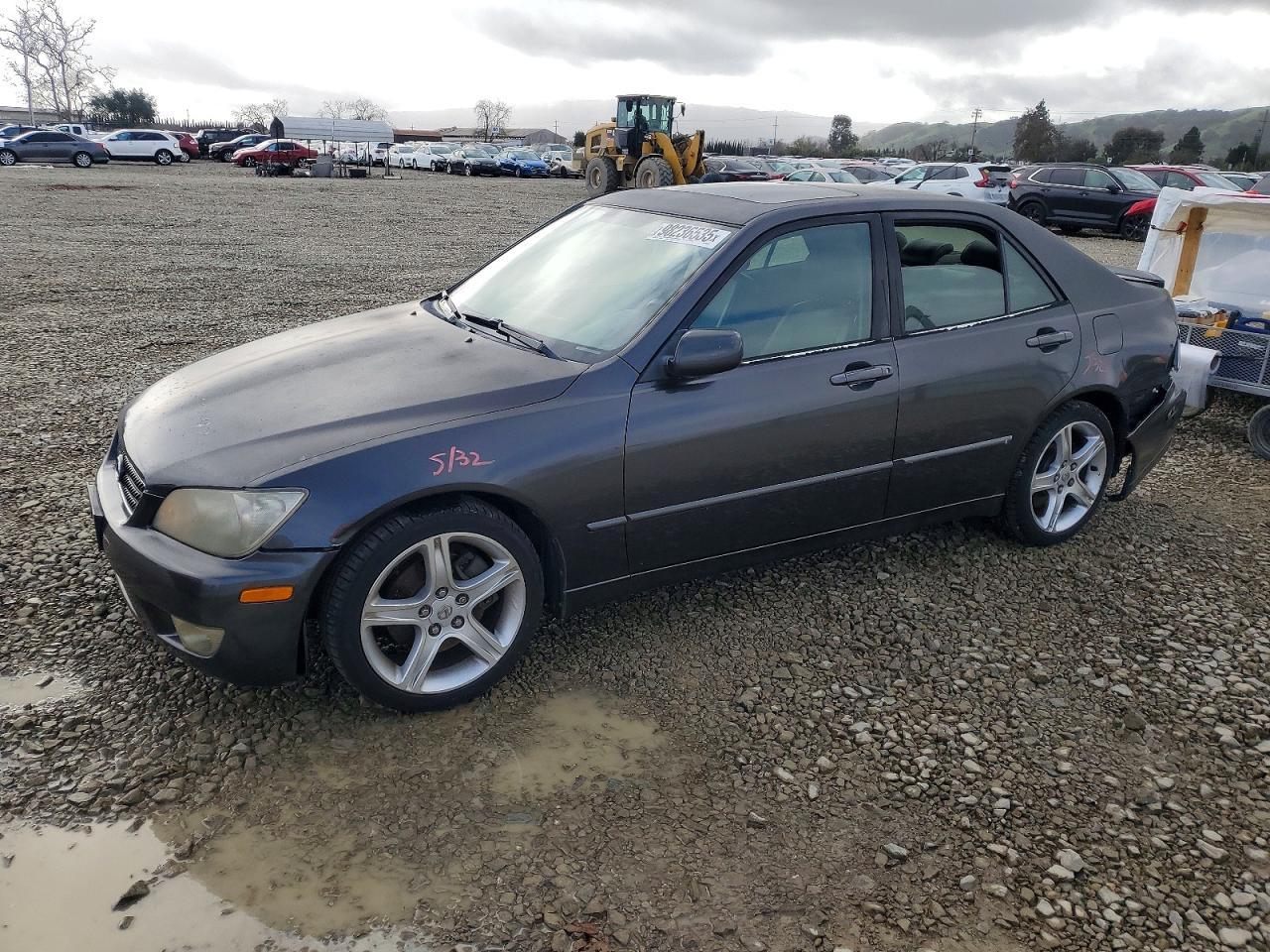 2005 LEXUS IS 300