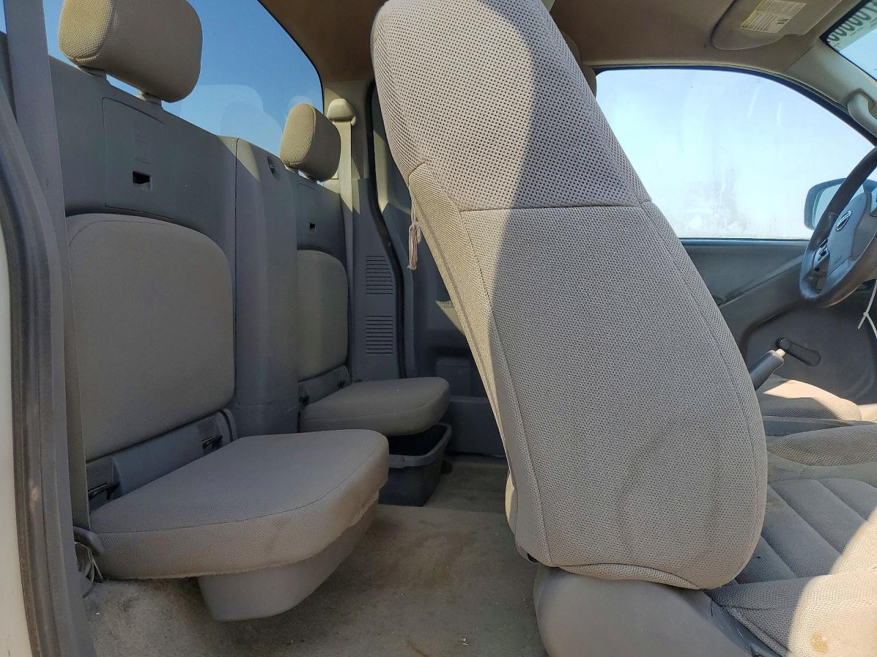2017 NISSAN Frontier