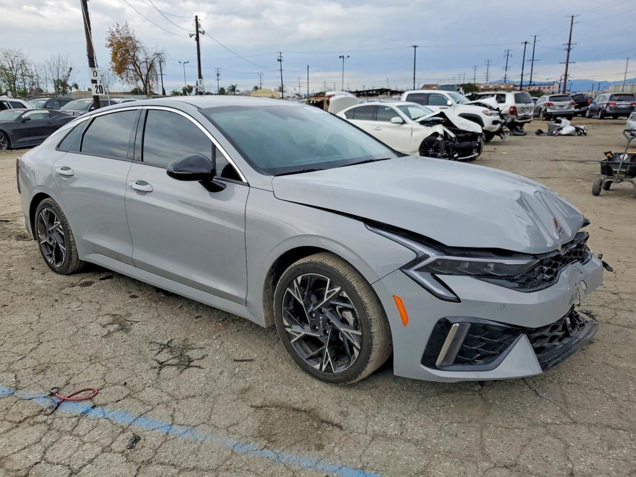 2025 KIA K5