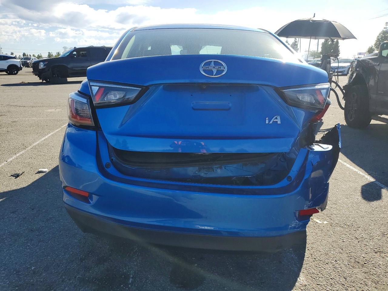 2016 TOYOTA SCION