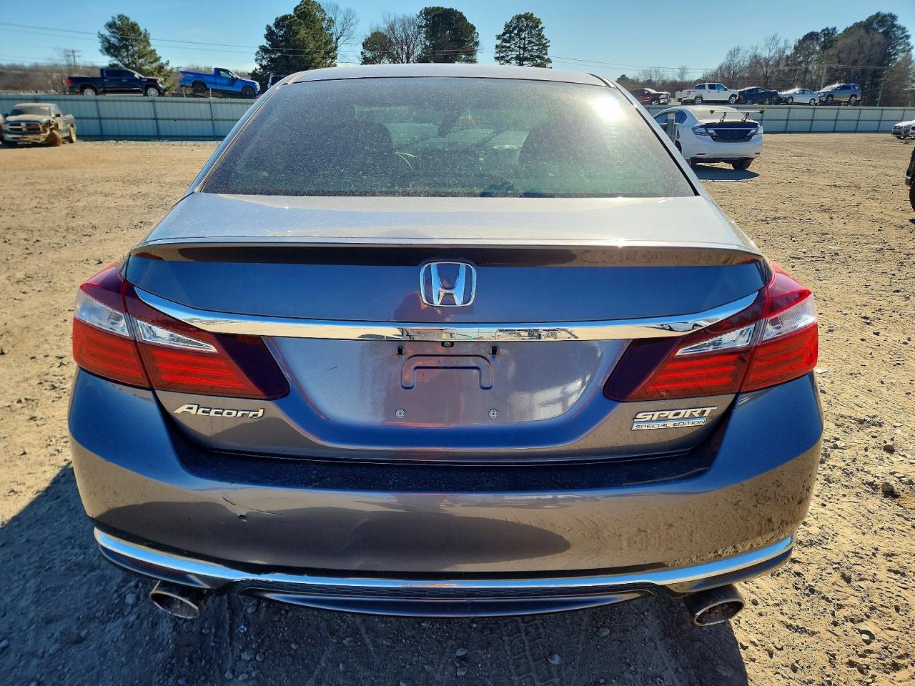 2017 HONDA ACCORD