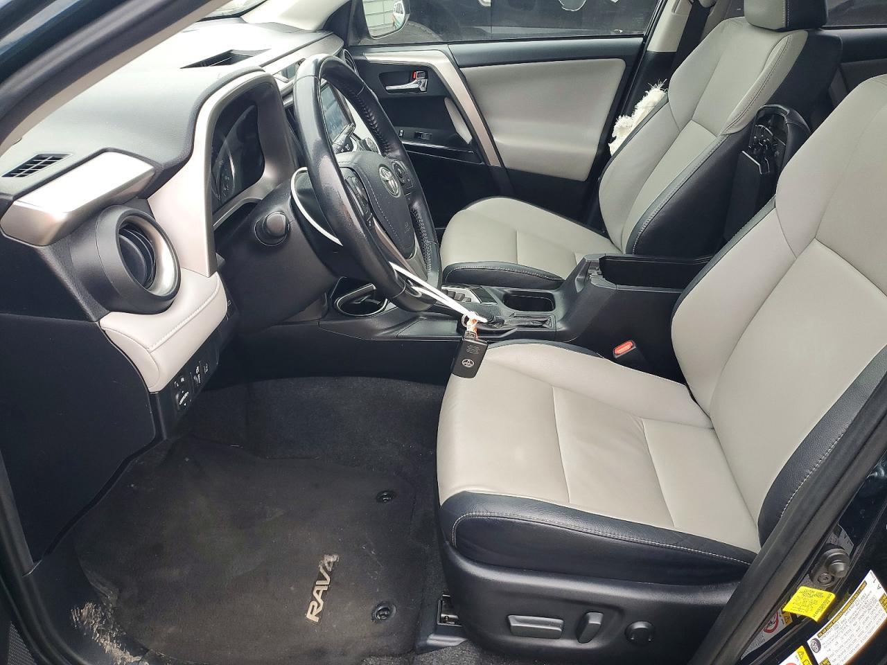 2017 TOYOTA RAV4
