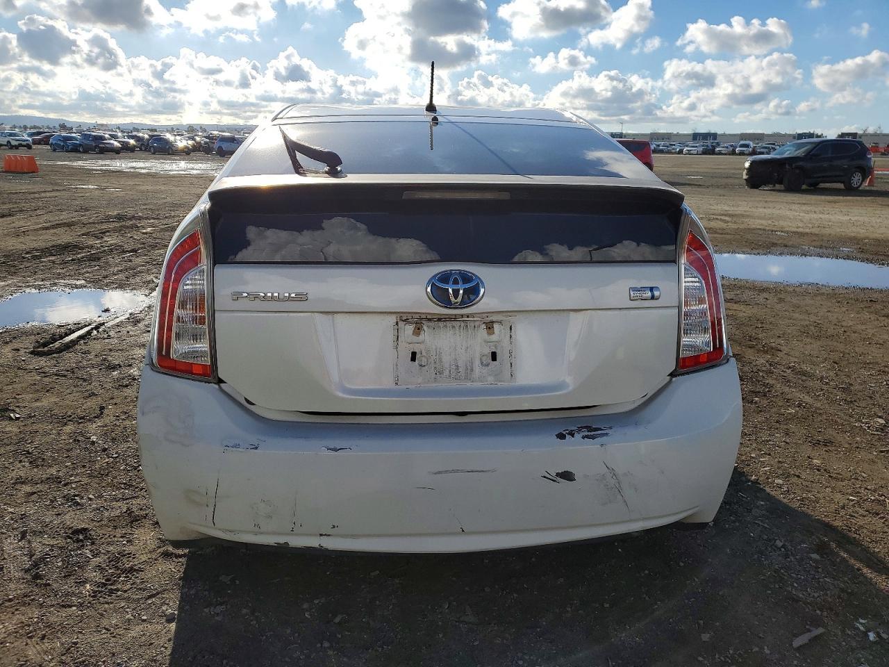 2013 TOYOTA PRIUS
