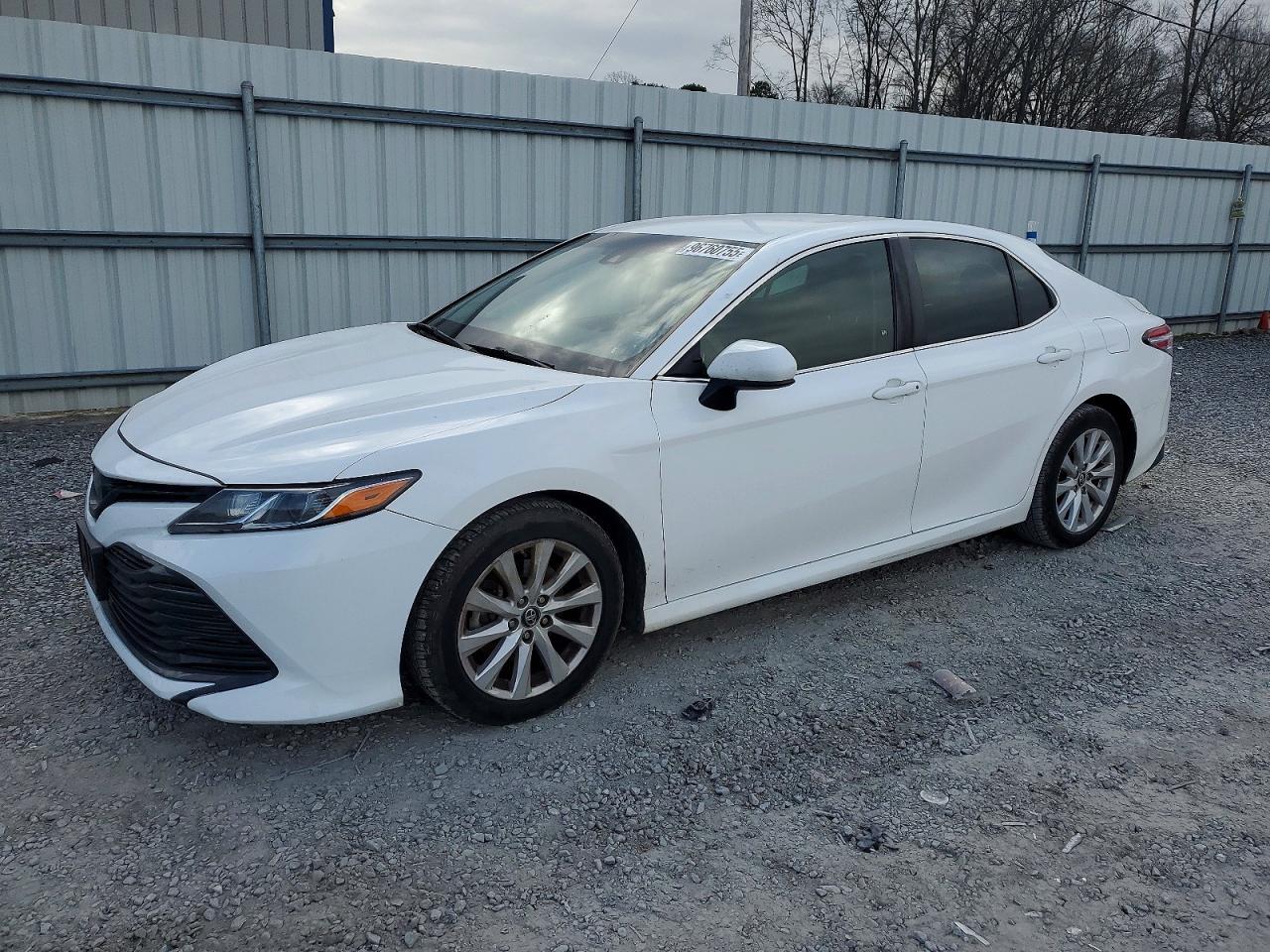 2018 TOYOTA CAMRY