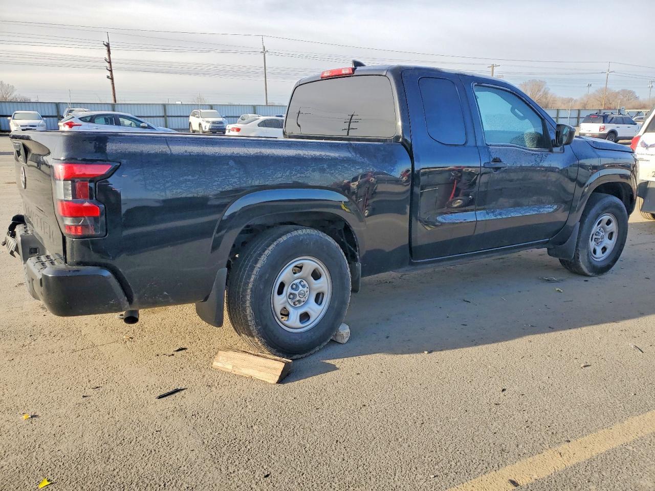 2022 NISSAN Frontier