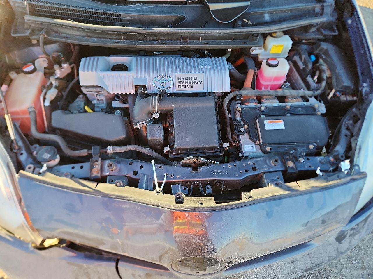 2015 TOYOTA PRIUS