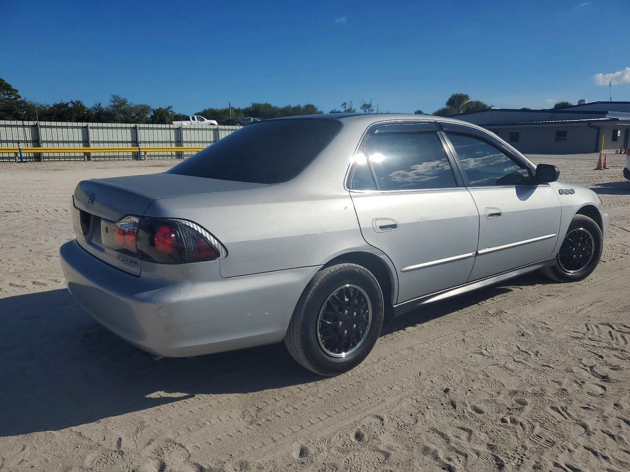 2001 HONDA ACCORD