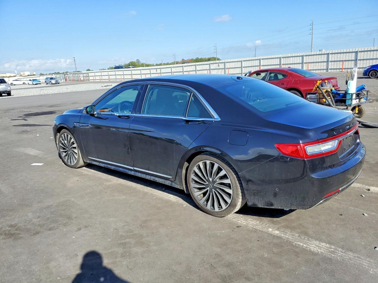 2017 LINCOLN Continental
