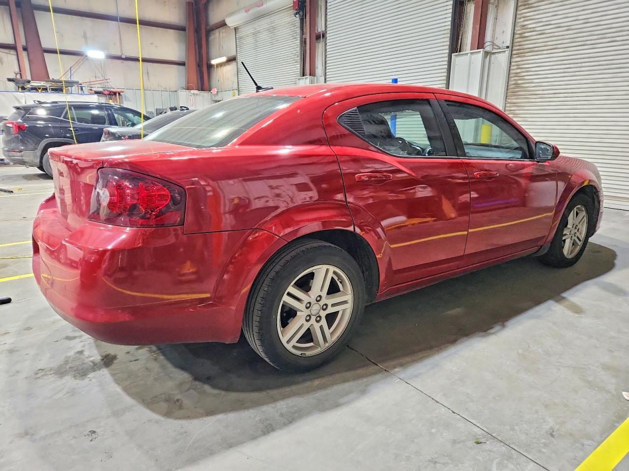 2012 DODGE Avenger
