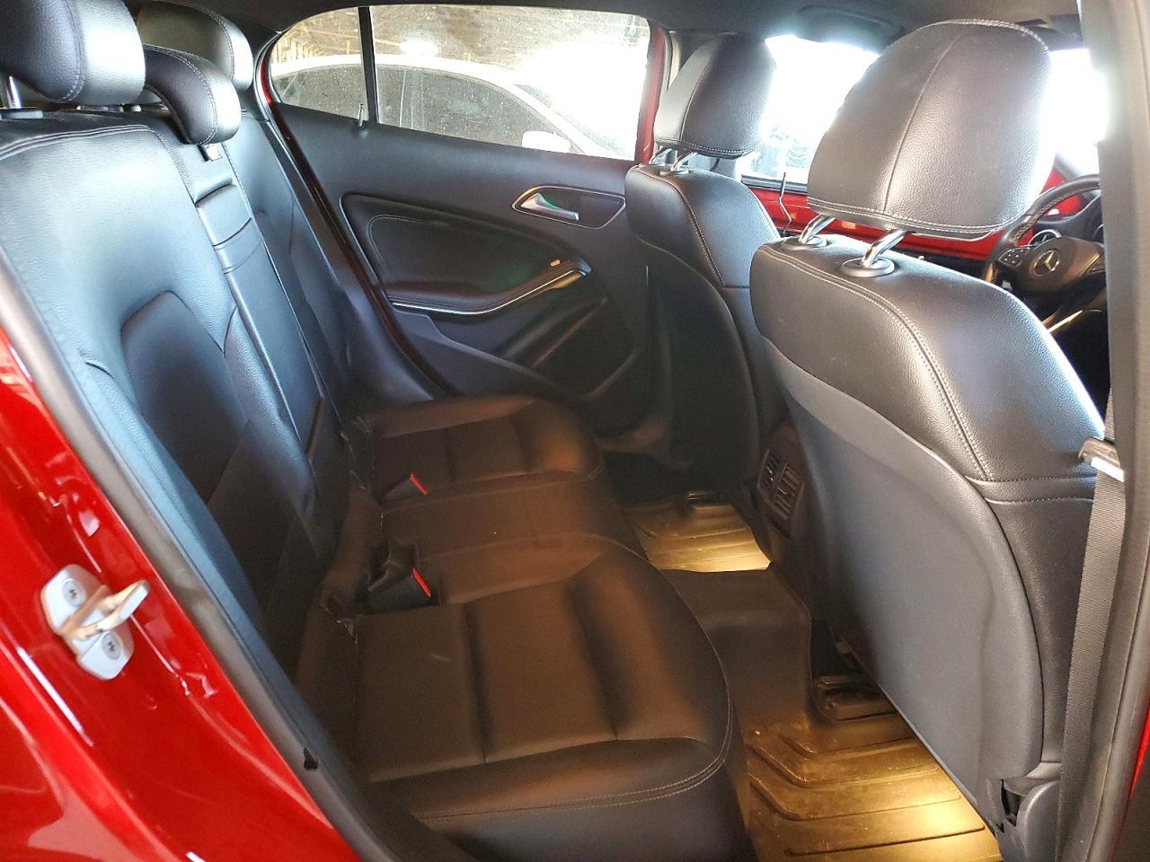 2016 MERCEDES-BENZ GLA-Class