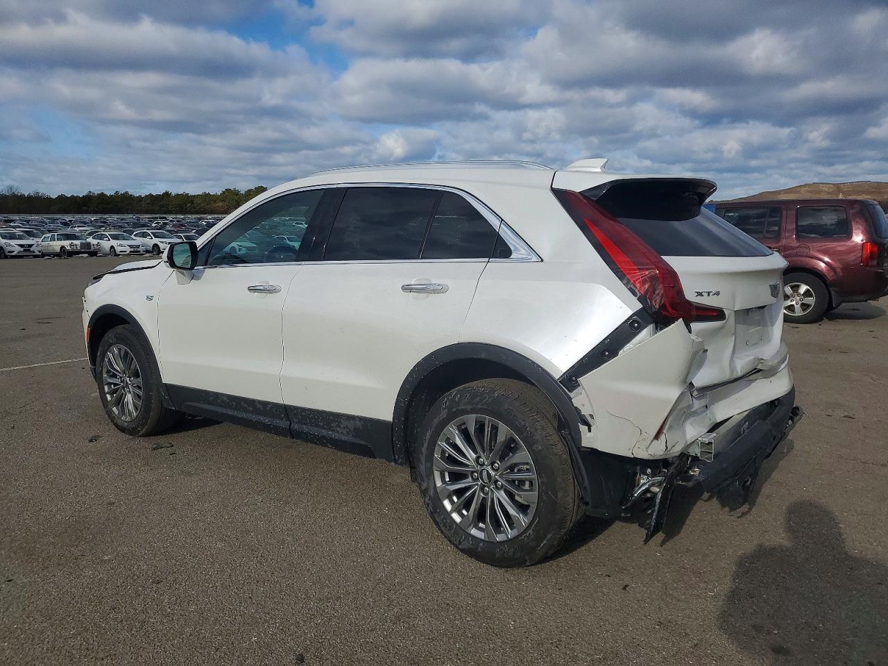 2024 CADILLAC XT4