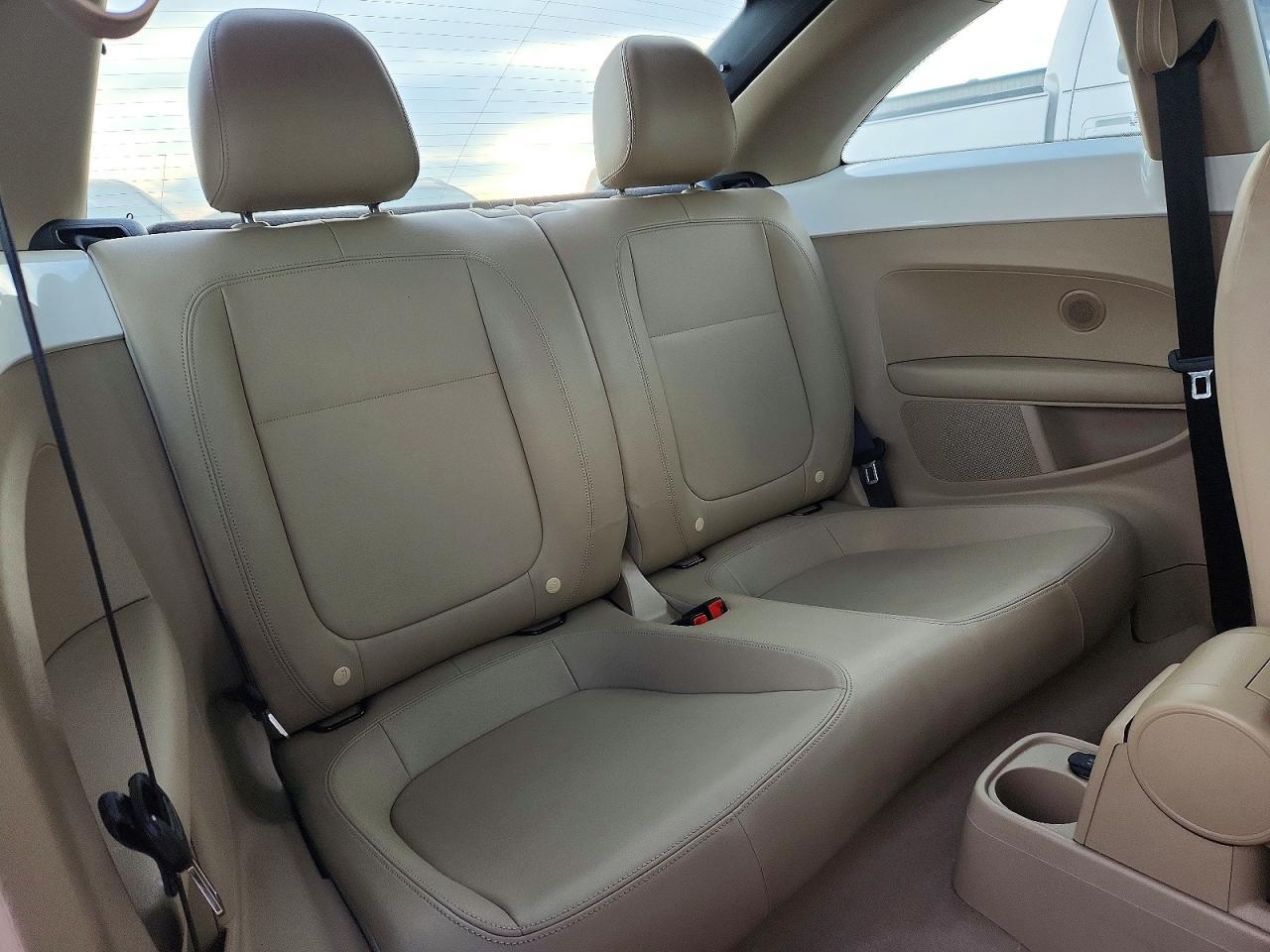 2013 VOLKSWAGEN Beetle