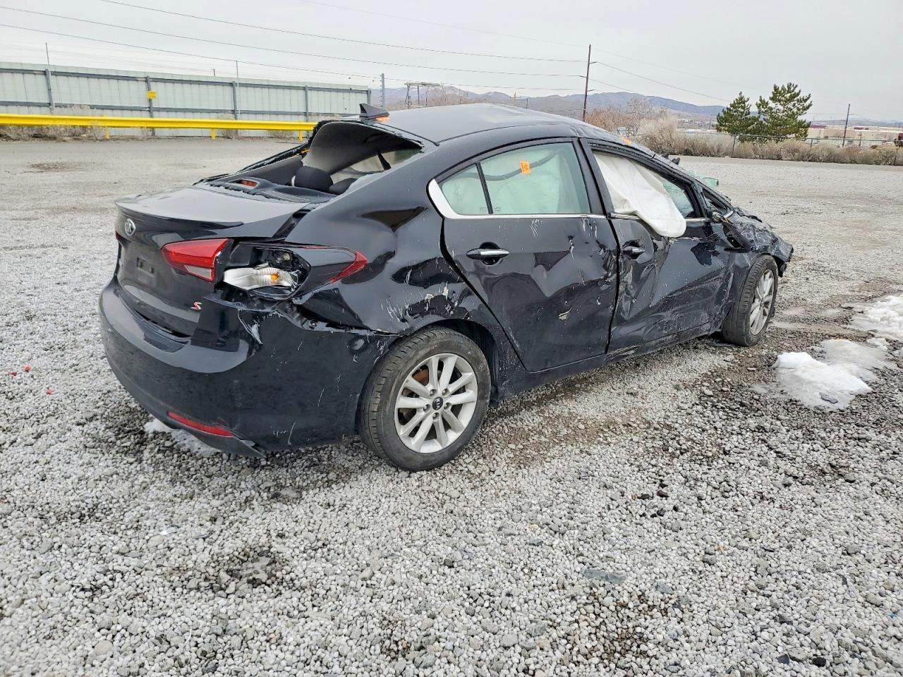 2017 KIA FORTE