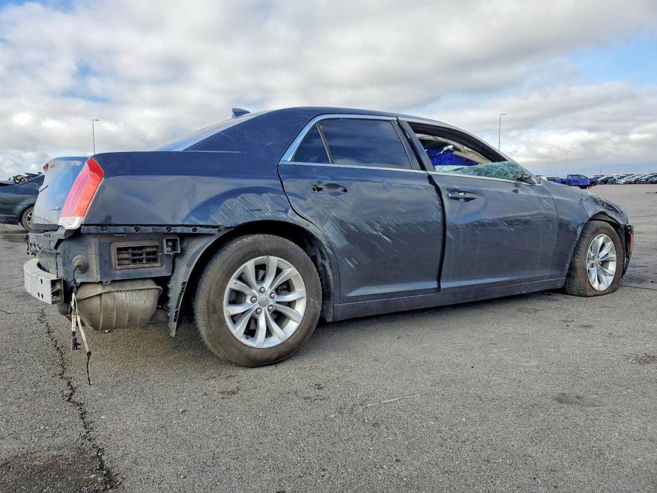 2015 CHRYSLER 300