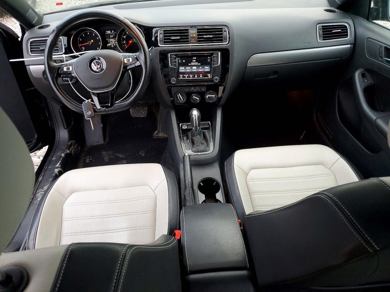 2016 VOLKSWAGEN JETTA