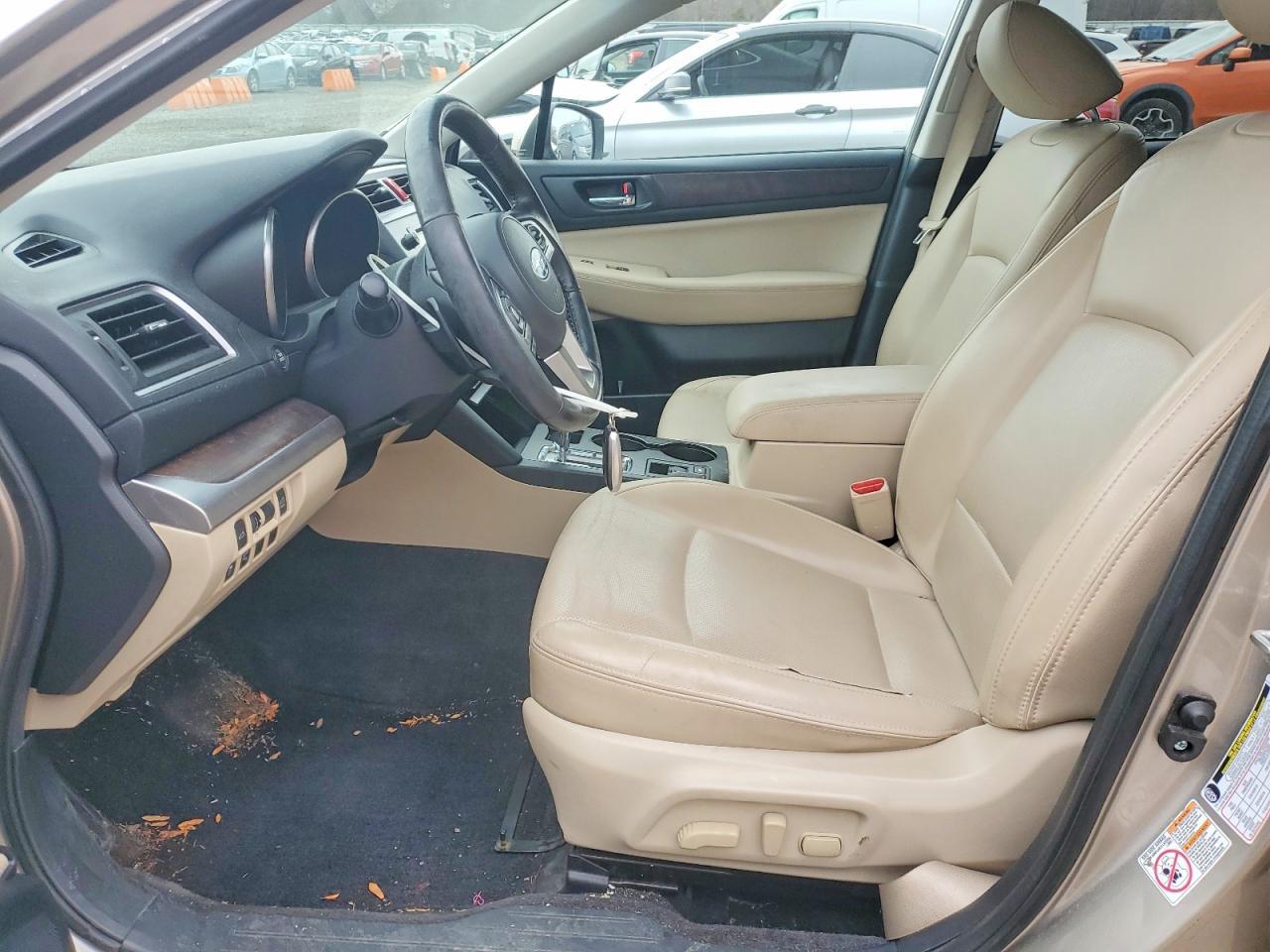2015 SUBARU Outback