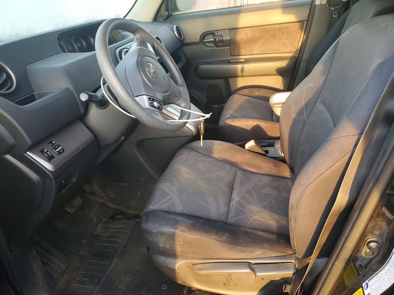 2014 TOYOTA SCION