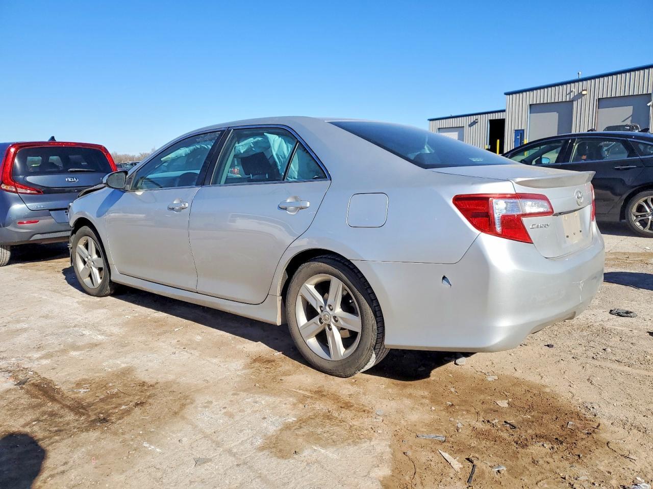2014 TOYOTA CAMRY