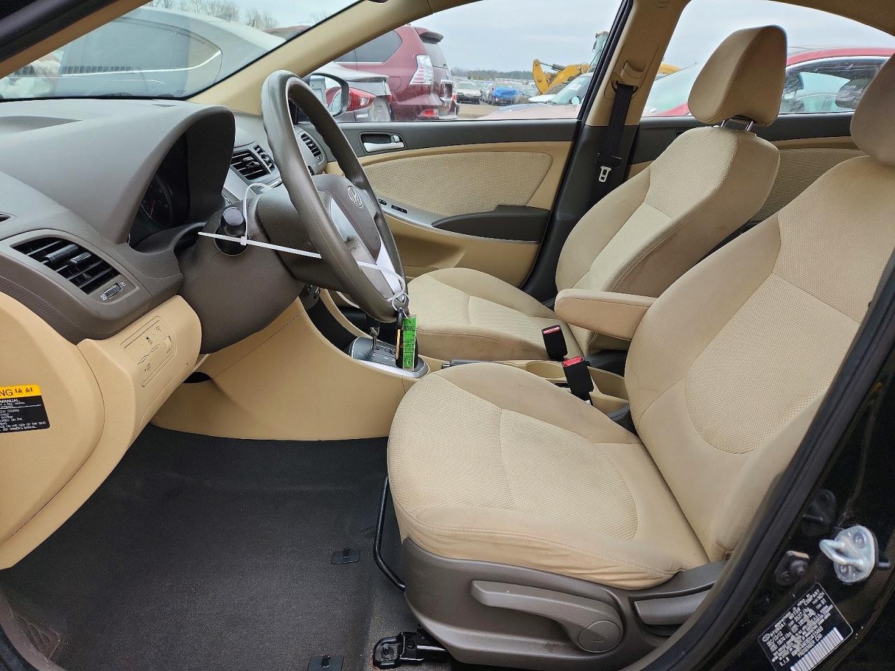 2013 HYUNDAI ACCENT