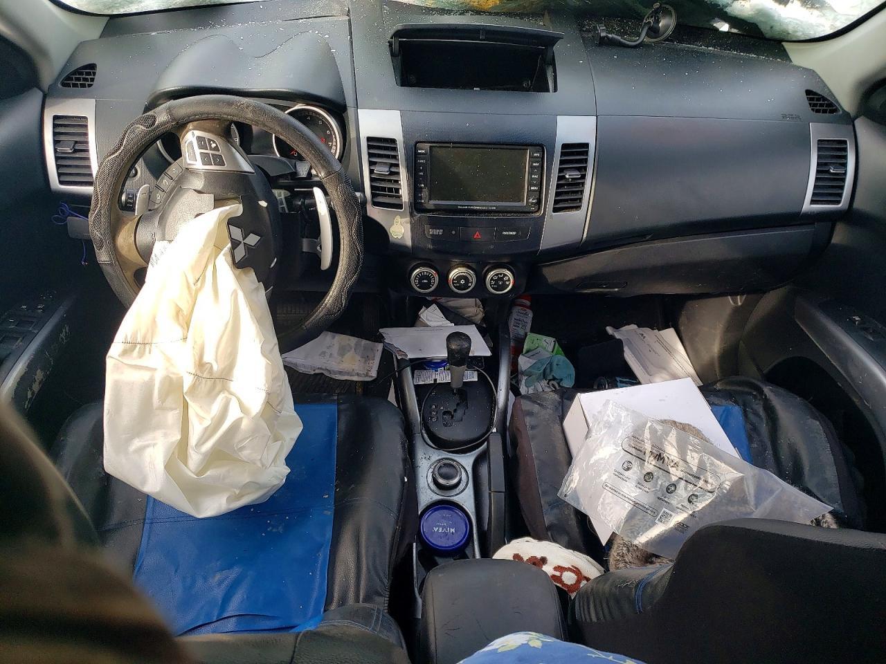 2008 MITSUBISHI outlander