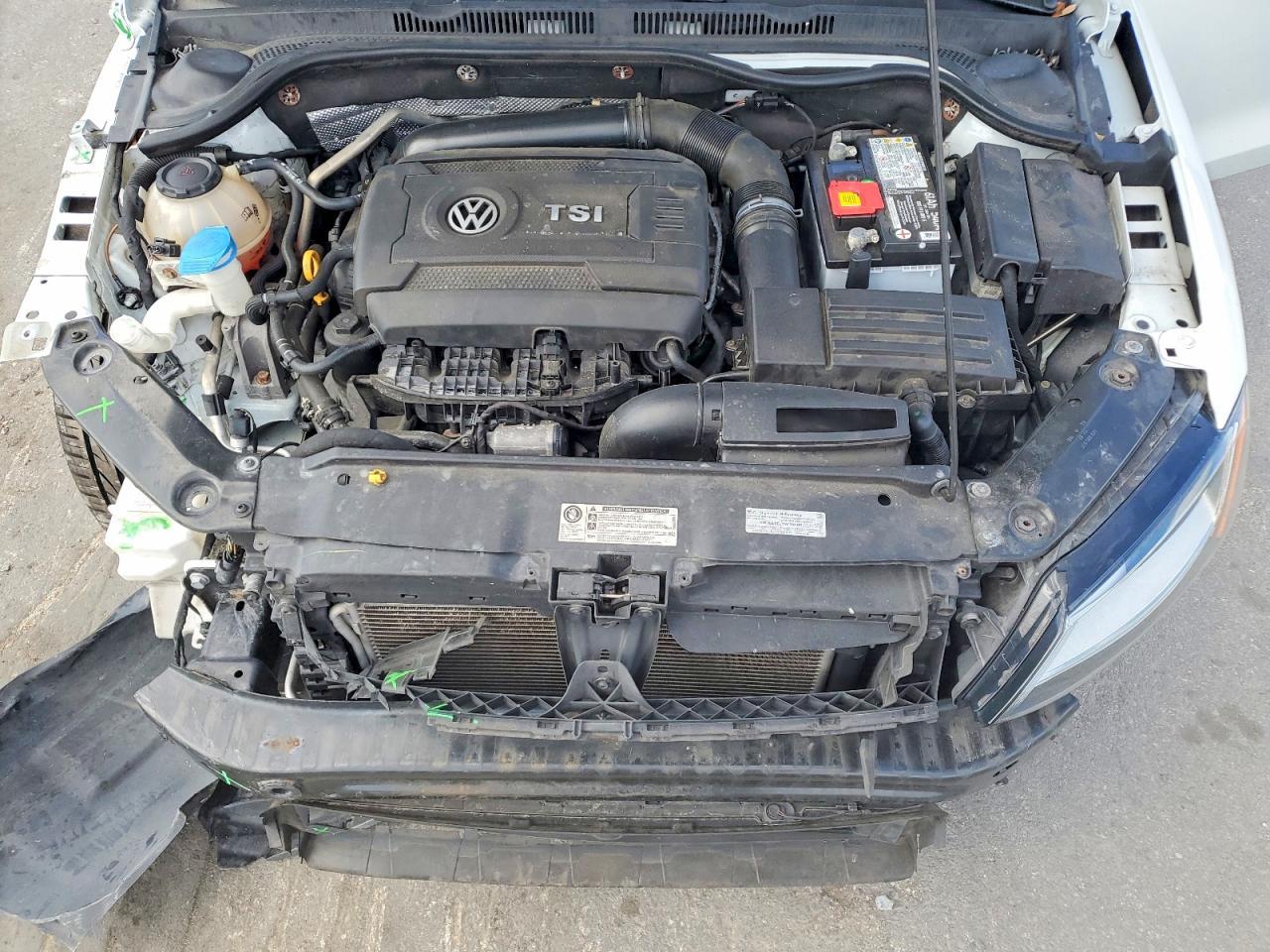 2018 VOLKSWAGEN JETTA