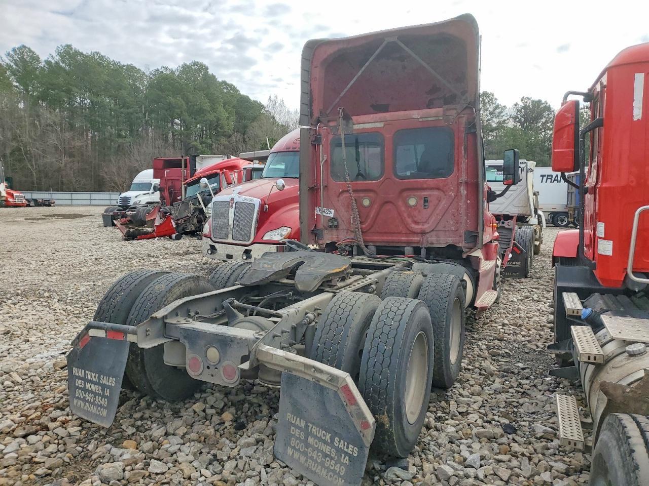 2018 FREIGHTLINER CASCADIA 125