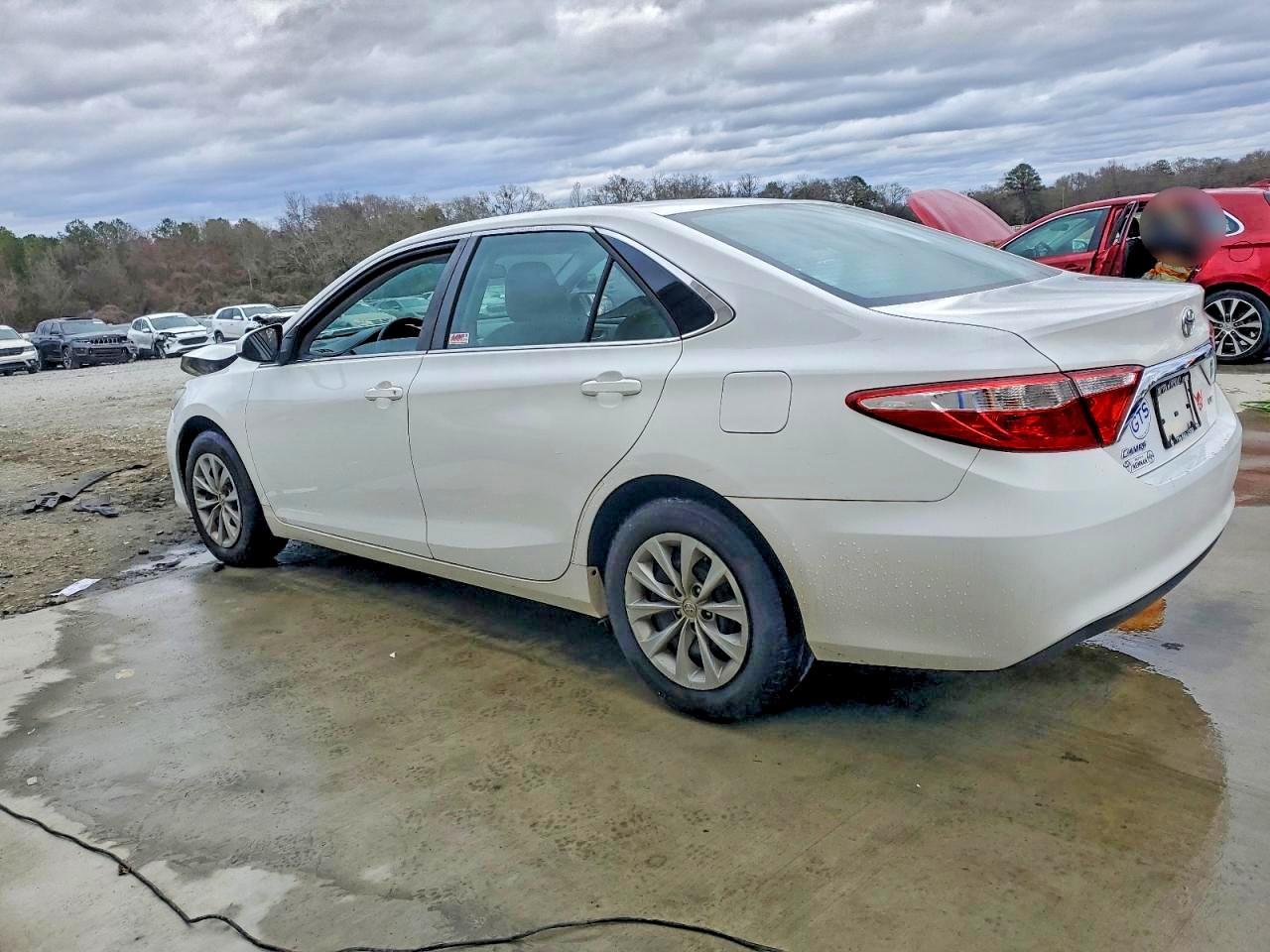 2015 TOYOTA CAMRY