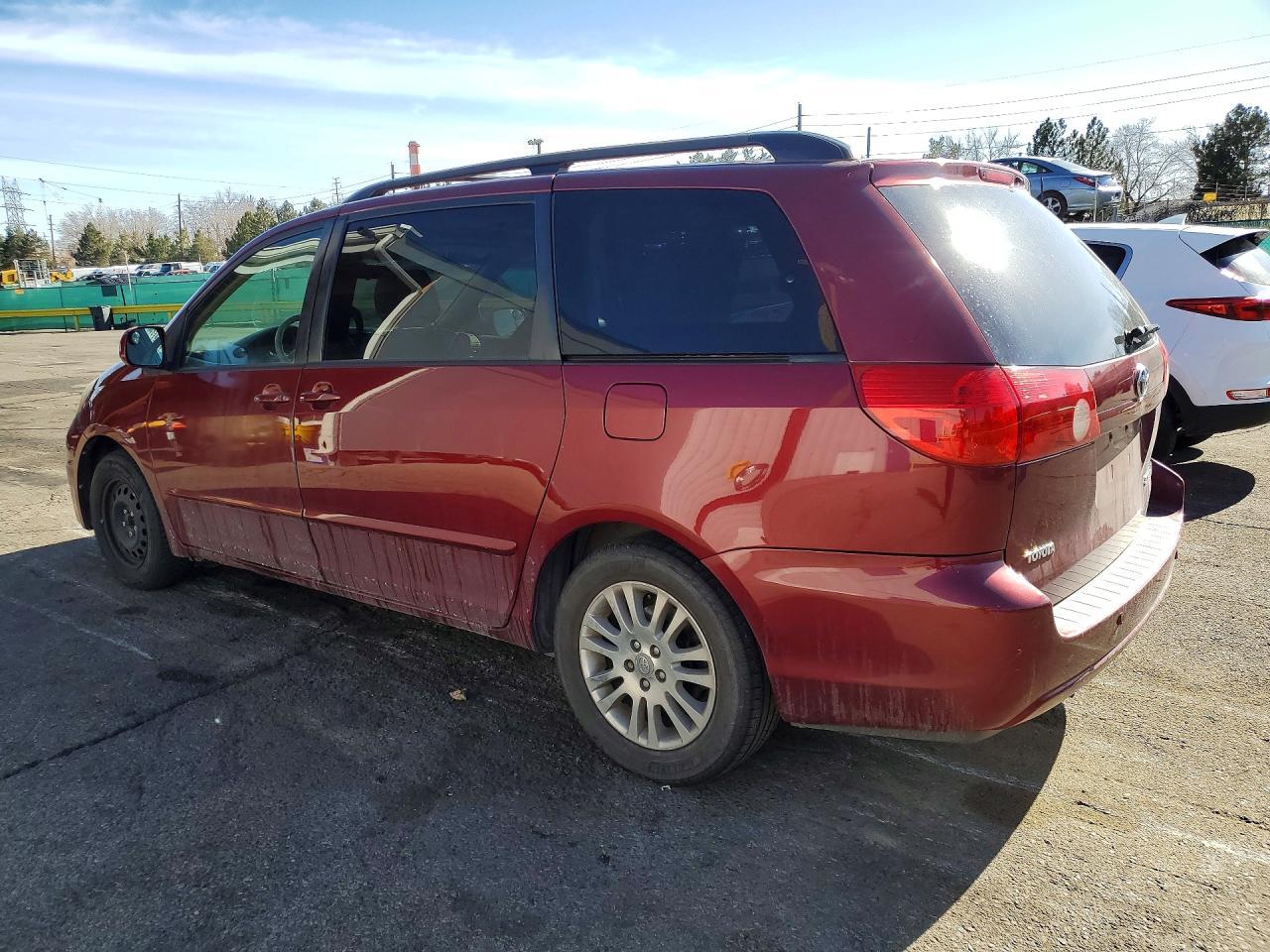 2007 TOYOTA SIENNA