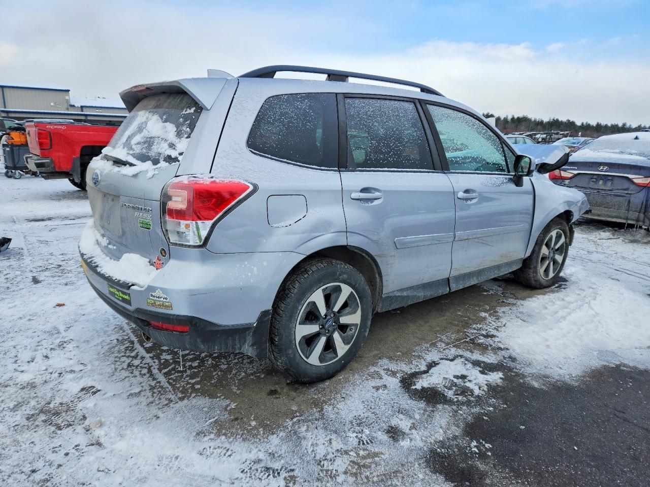 2017 SUBARU FORESTER