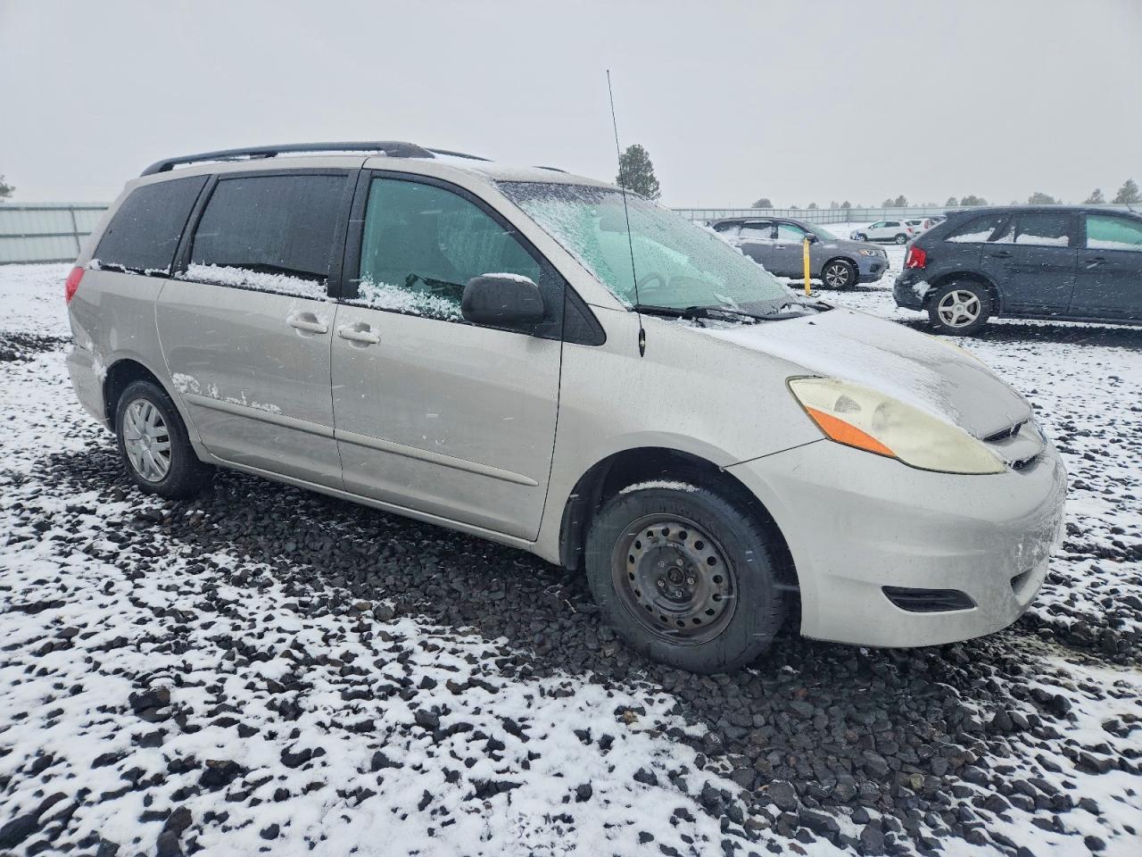 2006 TOYOTA SIENNA