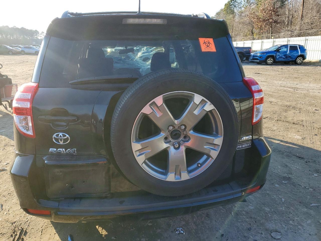 2011 TOYOTA RAV4
