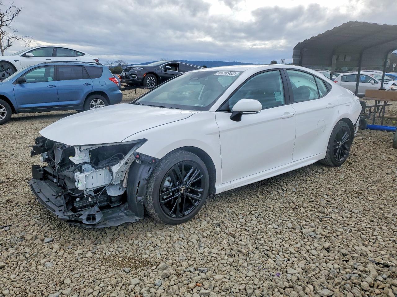 2025 TOYOTA CAMRY