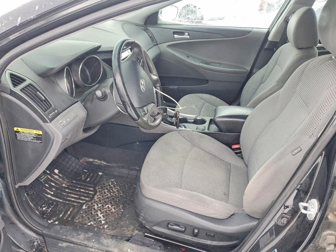 2012 HYUNDAI SONATA