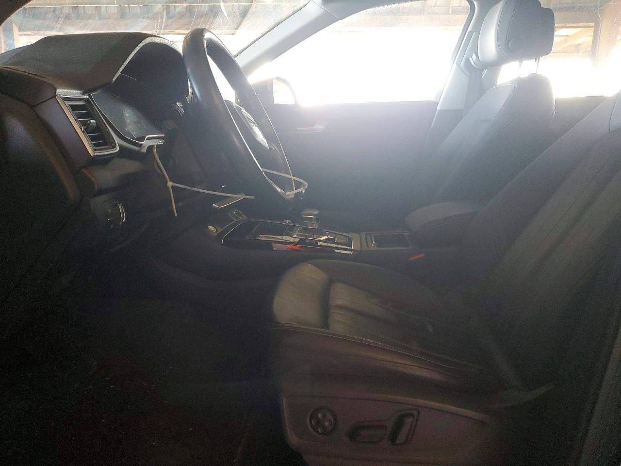 2021 AUDI Q5