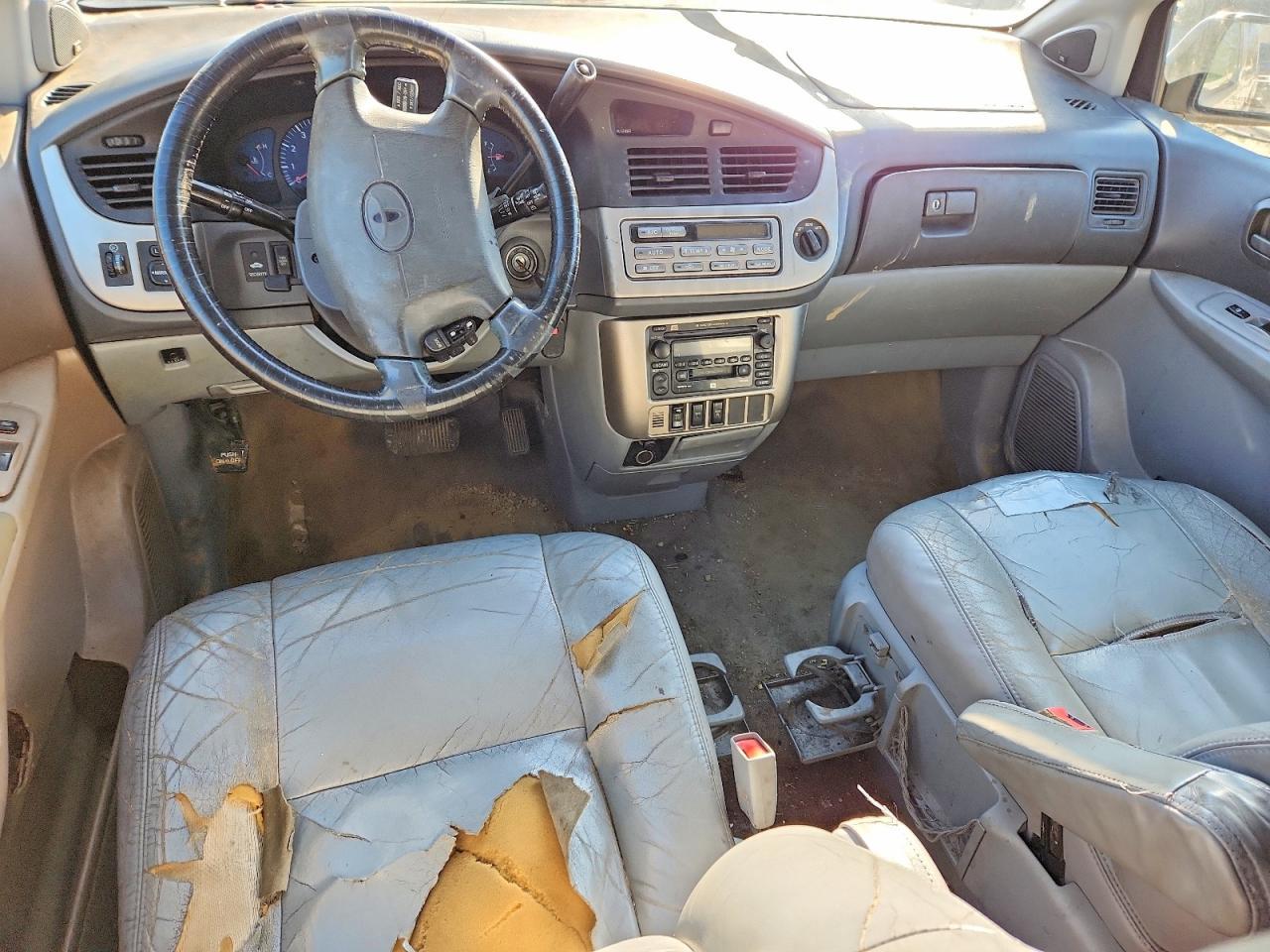 2002 TOYOTA SIENNA