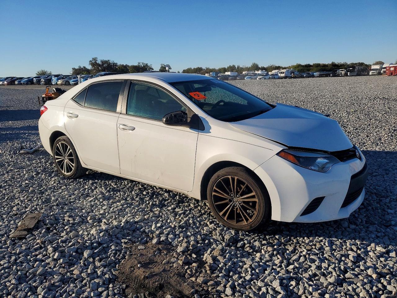 2016 TOYOTA COROLLA