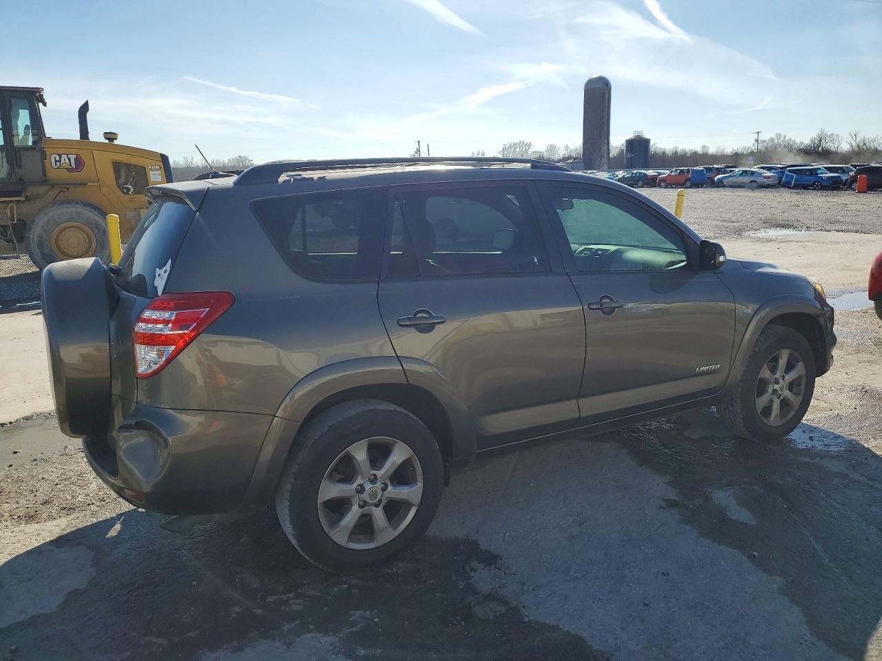 2011 TOYOTA RAV4