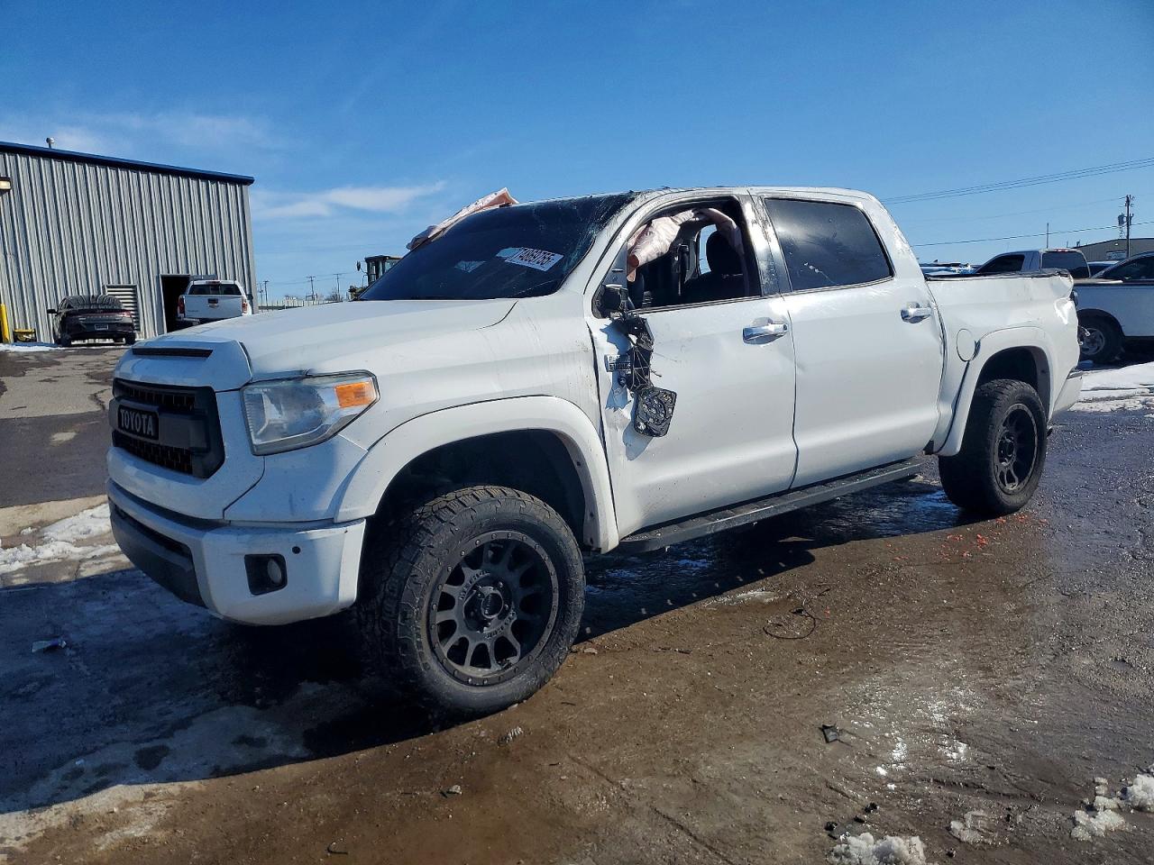 2016 TOYOTA TUNDRA