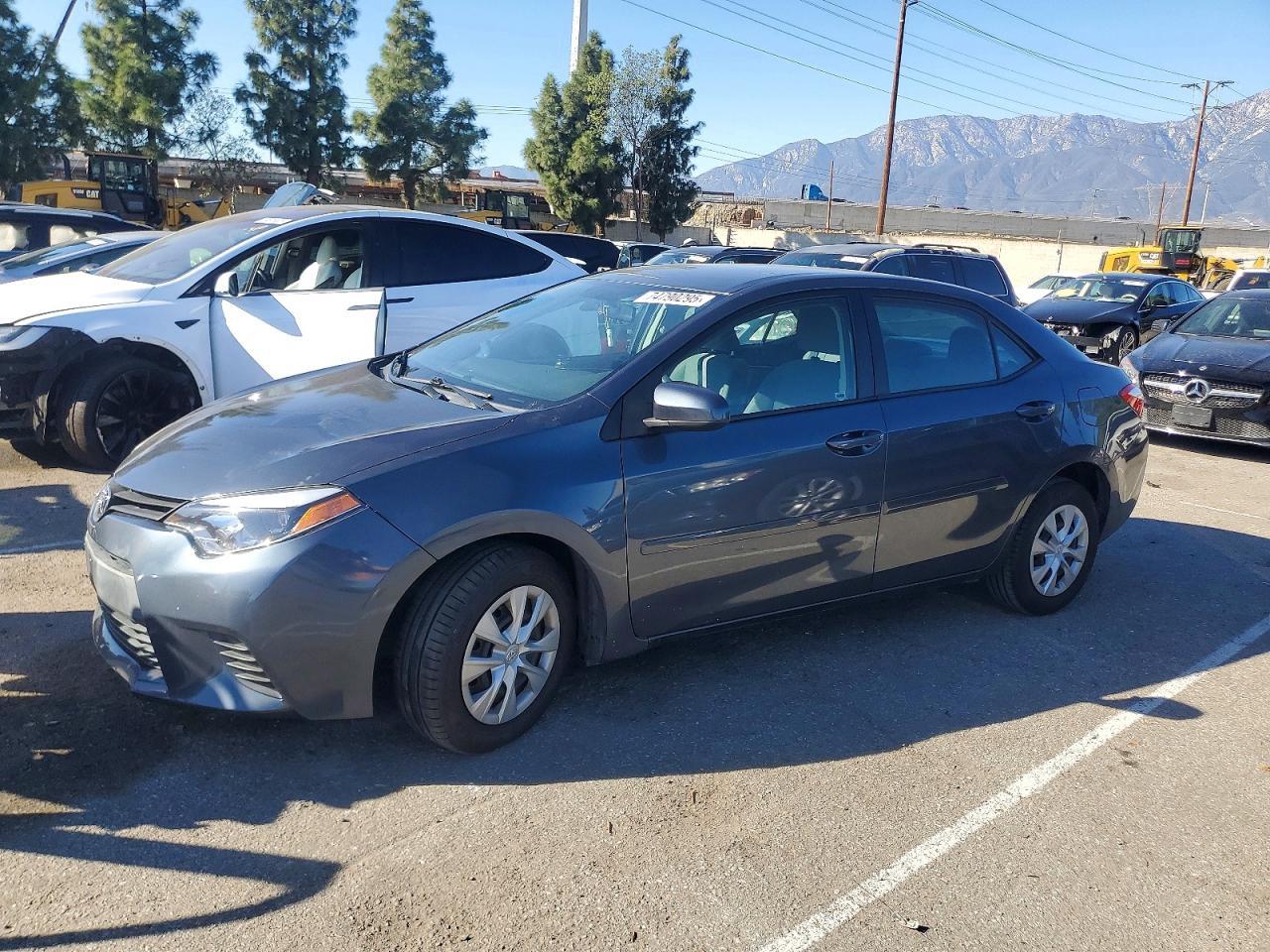 2016 TOYOTA COROLLA