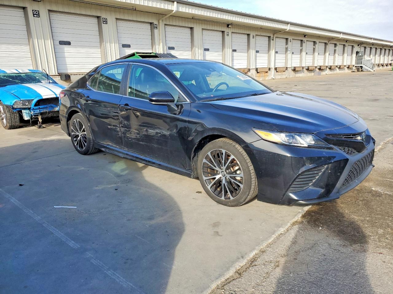 2019 TOYOTA CAMRY