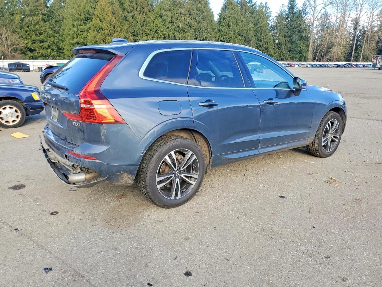 2021 VOLVO XC60