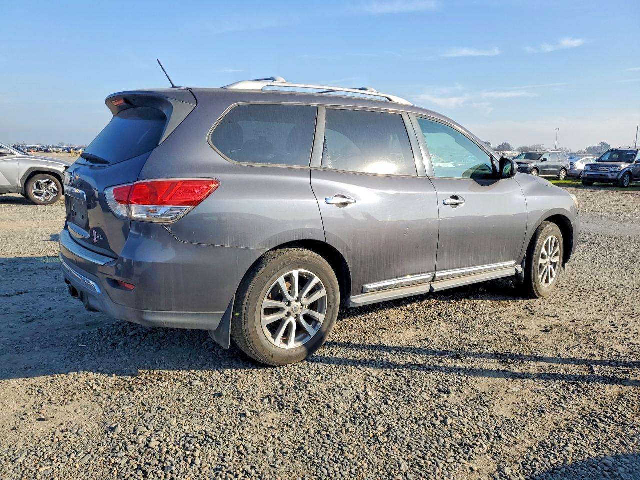2014 NISSAN PATHFINDER