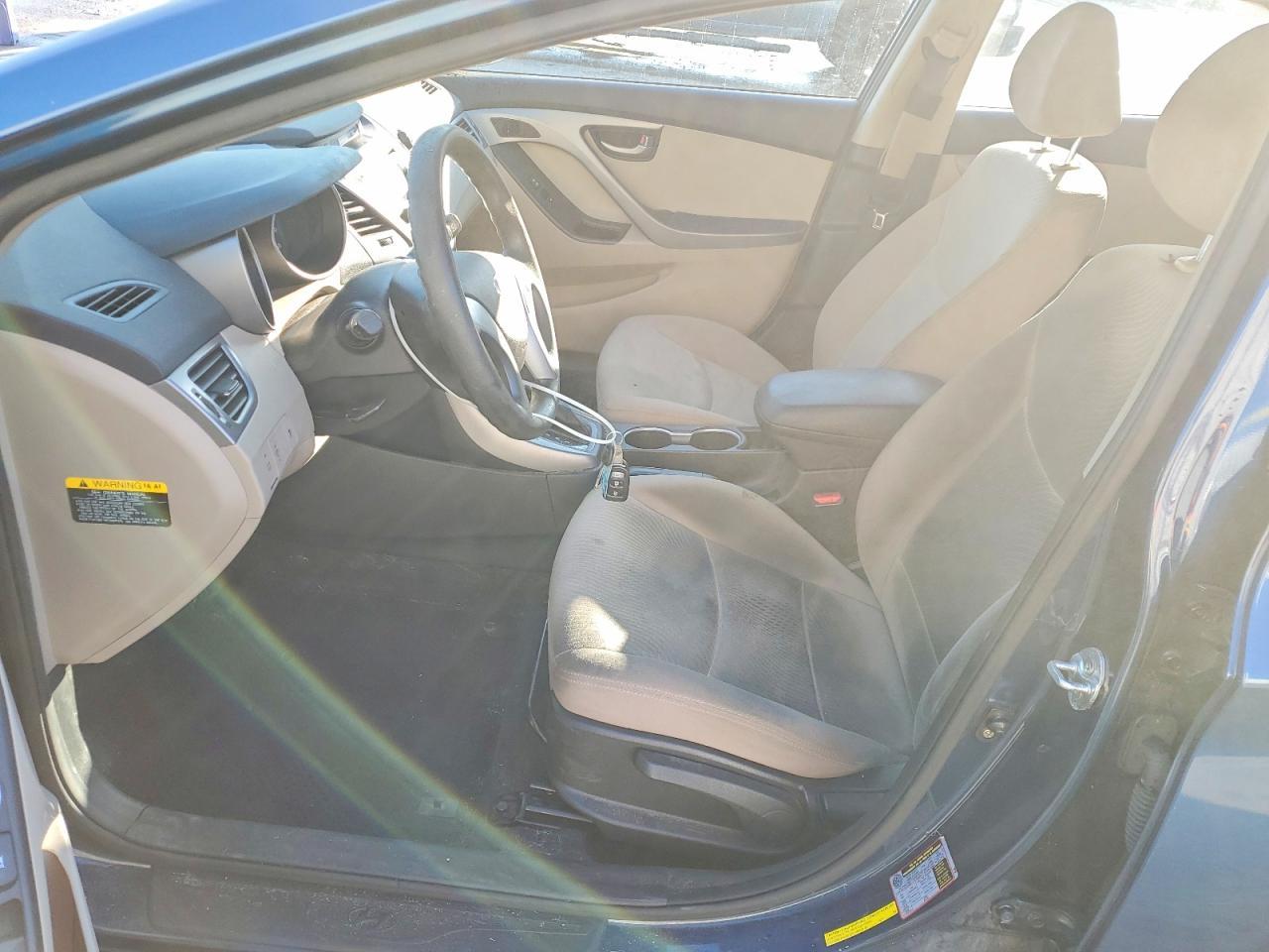 2016 HYUNDAI ELANTRA