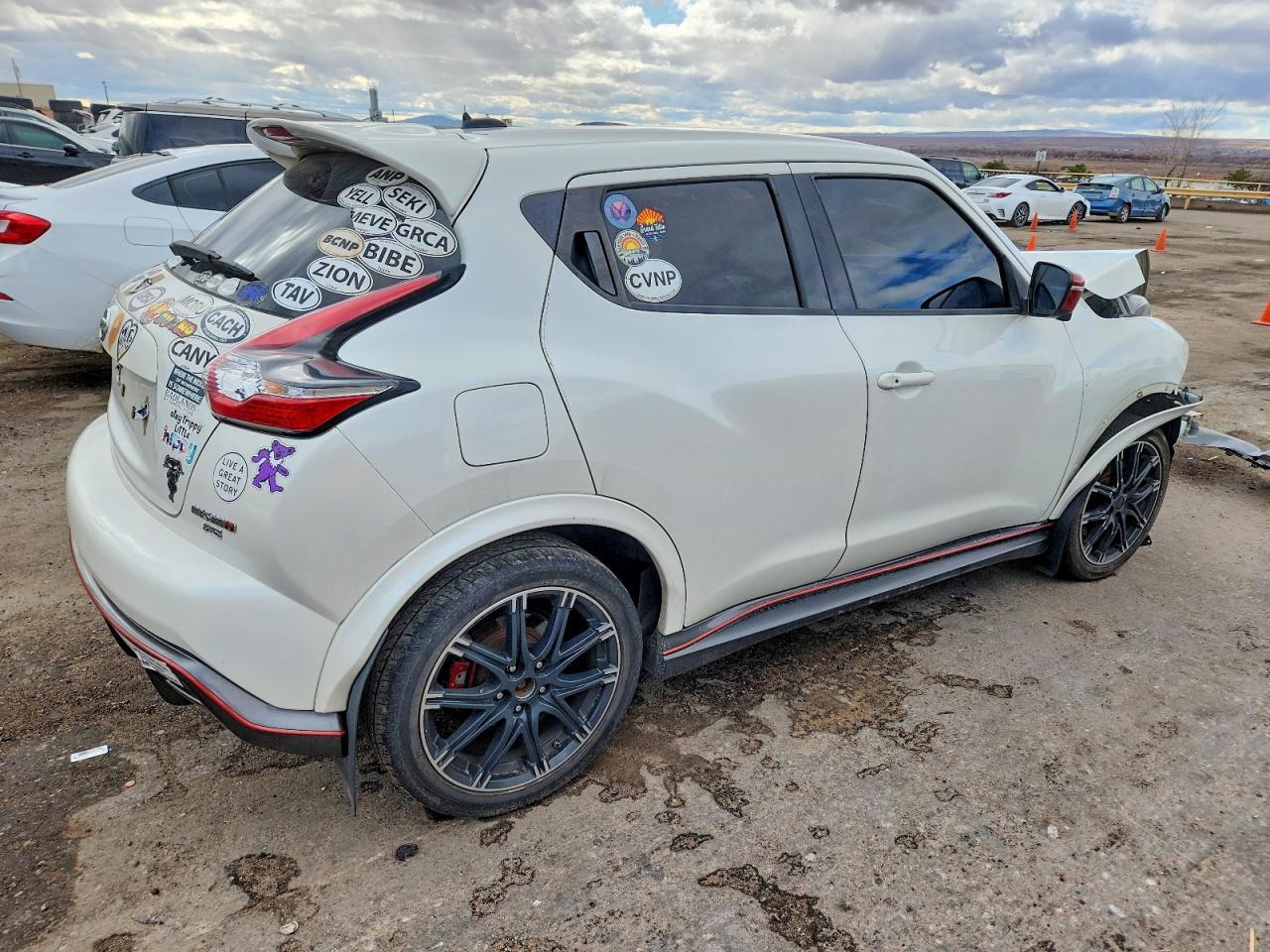 2015 NISSAN Juke