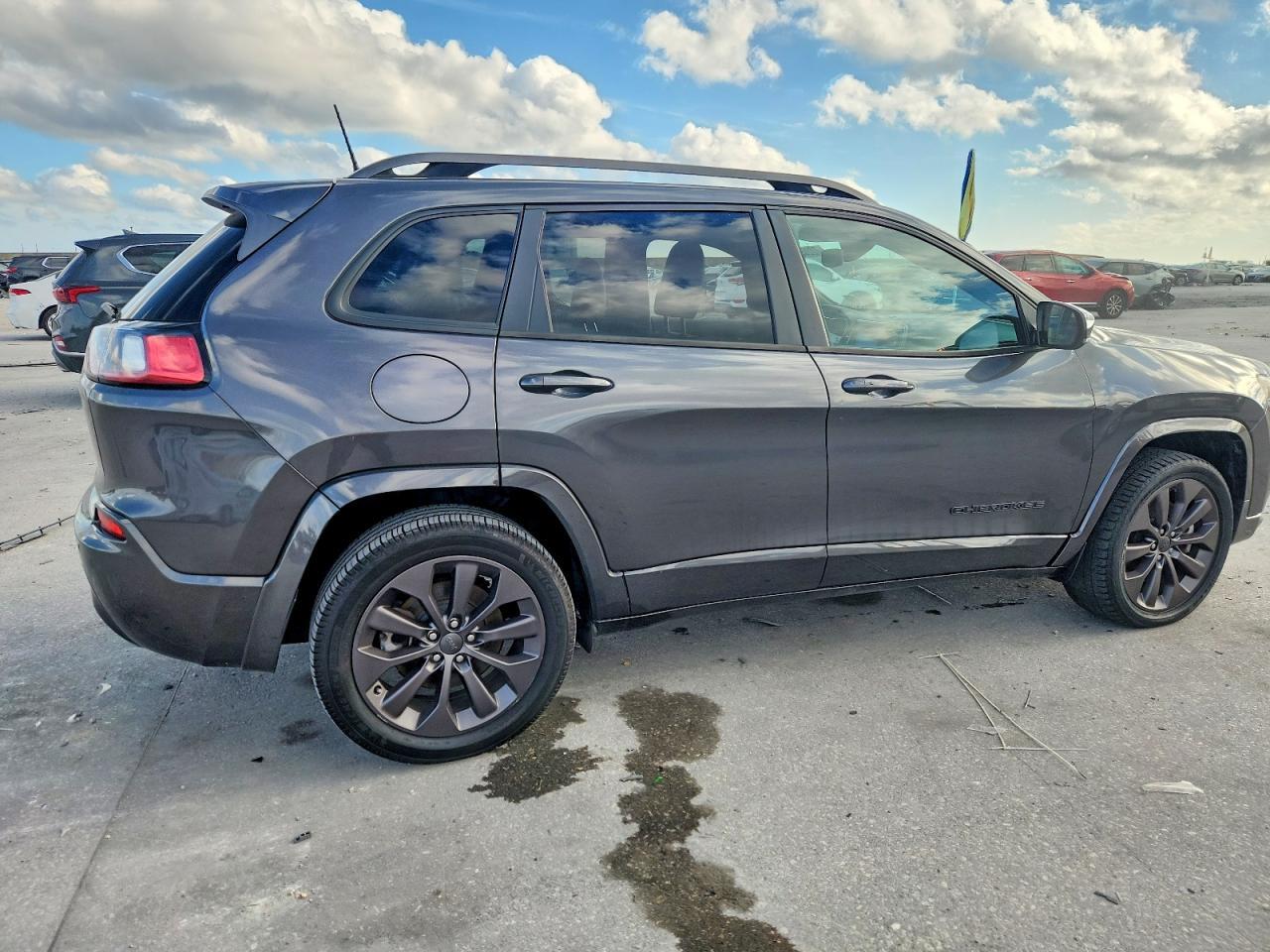2020 JEEP CHEROKEE