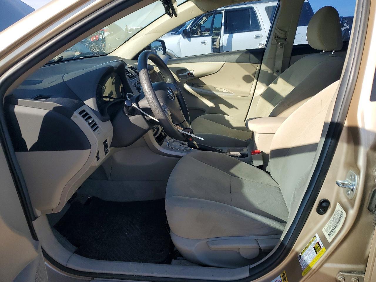 2012 TOYOTA COROLLA