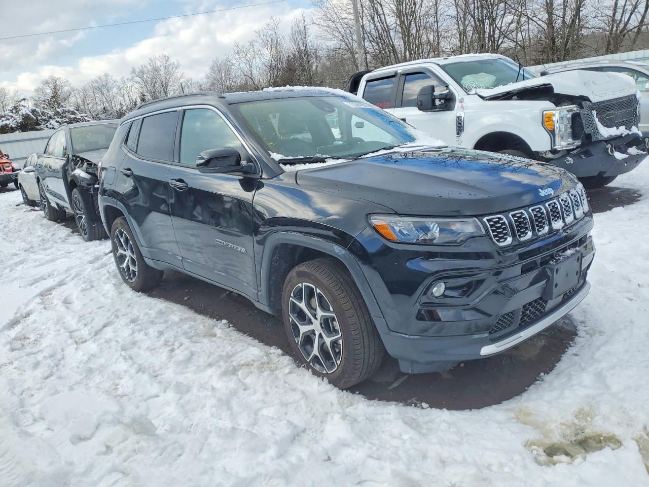 2024 JEEP Compass